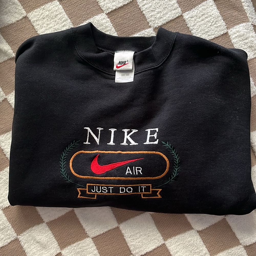 RARE Nike Crewneck